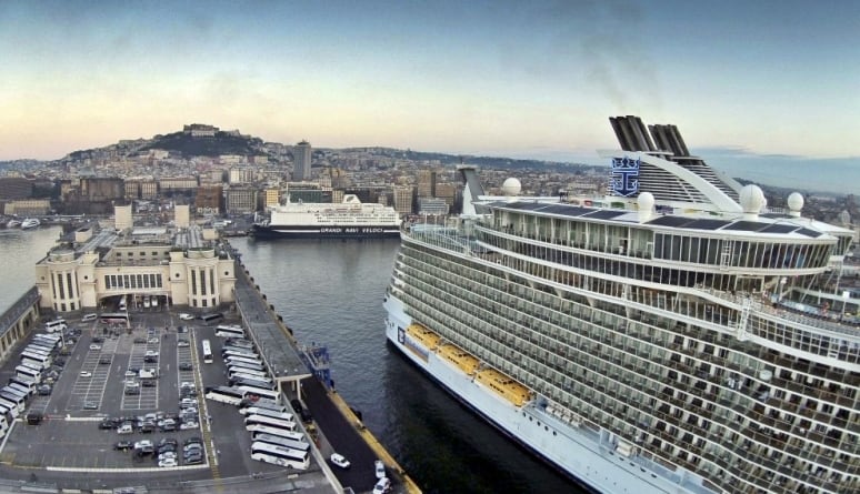 Napoli: crescita record del 21% per le crociere nel 2024