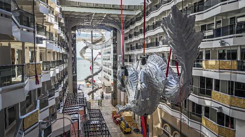 Si chiama World Asia, ma navigherà nel Mediterraneo: il drago spiega perché